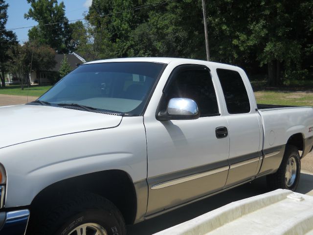 2000 GMC Sierra 1500 135 WB