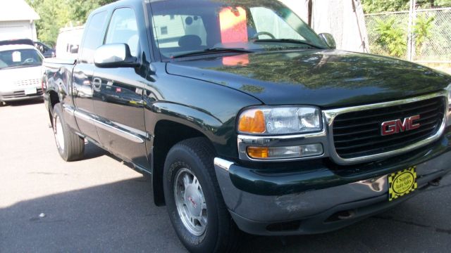 2001 GMC Sierra 1500 Standard 4X4 Hardtop