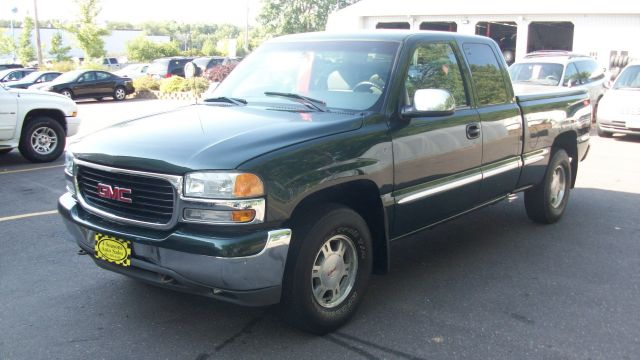 2001 GMC Sierra 1500 Standard 4X4 Hardtop