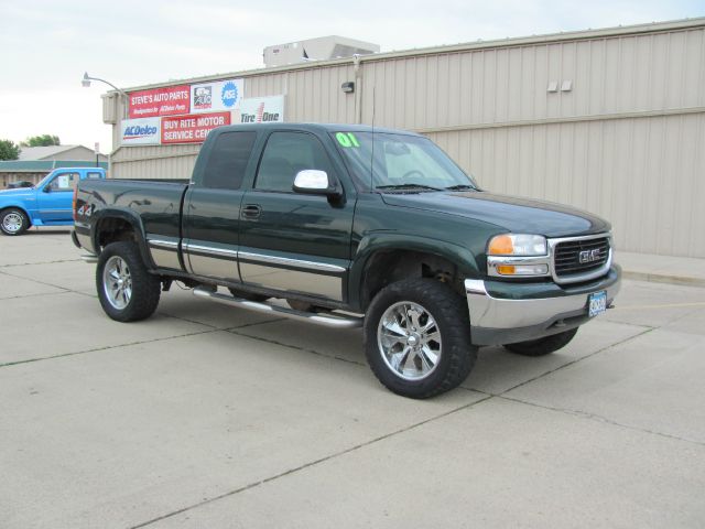 2001 GMC Sierra 1500 SLT 3rd Rowflex Fuel1/2 Ton 4x4one Owner
