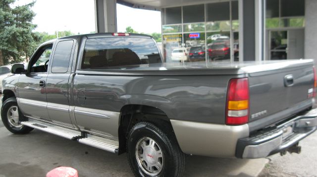 2001 GMC Sierra 1500 Dually 3500 Club Coupe