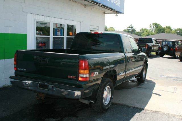 2001 GMC Sierra 1500 Standard 4X4 Hardtop