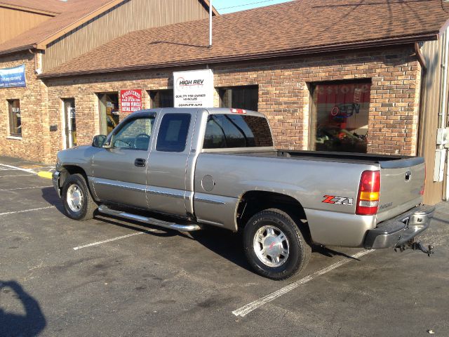 2002 GMC Sierra 1500 Standard 4X4 Hardtop