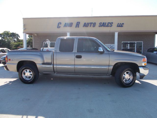 2002 GMC Sierra 1500 Standard 4X4 Hardtop