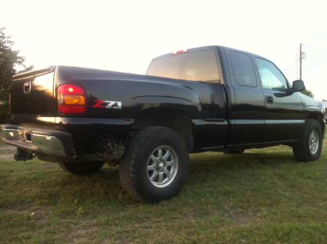2002 GMC Sierra 1500 Standard 4X4 Hardtop