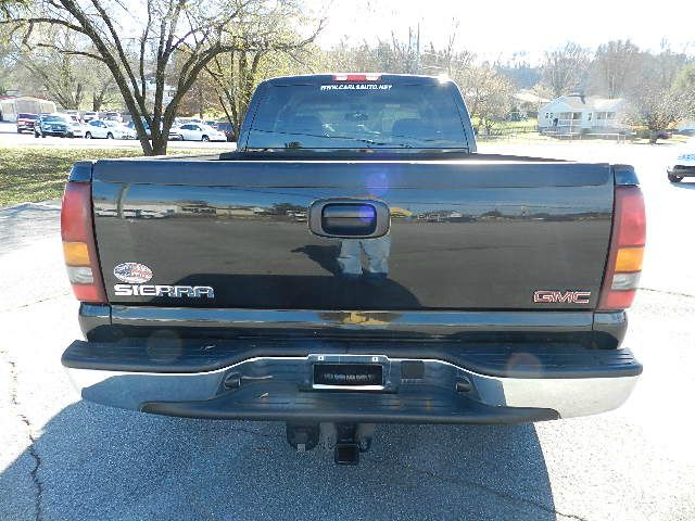 2002 GMC Sierra 1500 4DR SUV AT