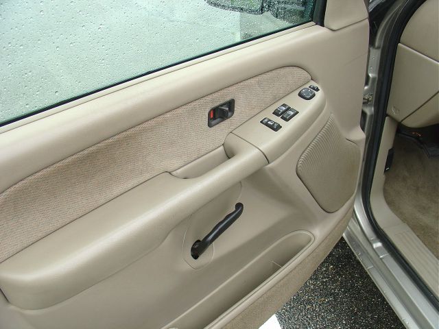 2002 GMC Sierra 1500 Eddie Bauer 4WD V-6