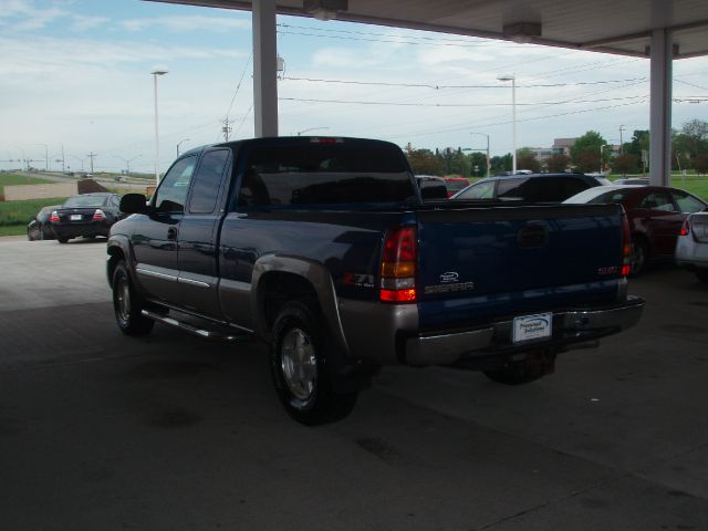 2003 GMC Sierra 1500 Dually 3500 Club Coupe
