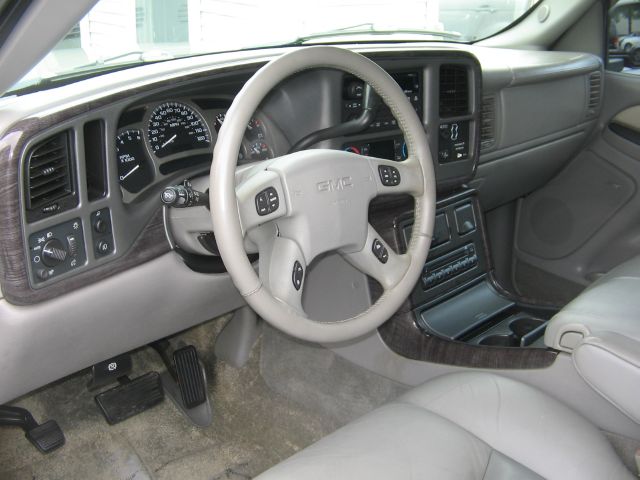 2003 GMC Sierra 1500 LE Sedan