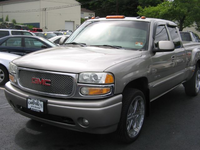 2003 GMC Sierra 1500 LE Sedan
