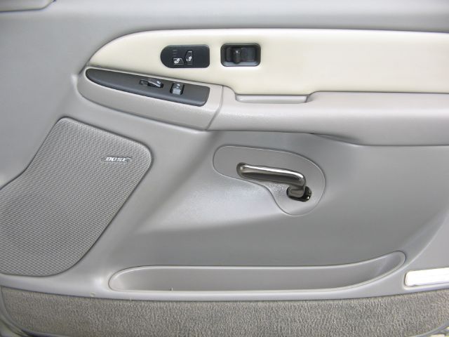 2003 GMC Sierra 1500 LE Sedan