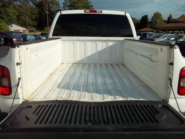 2003 GMC Sierra 1500 SRW LS