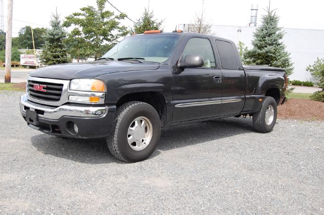 2003 GMC Sierra 1500 Laramie 25