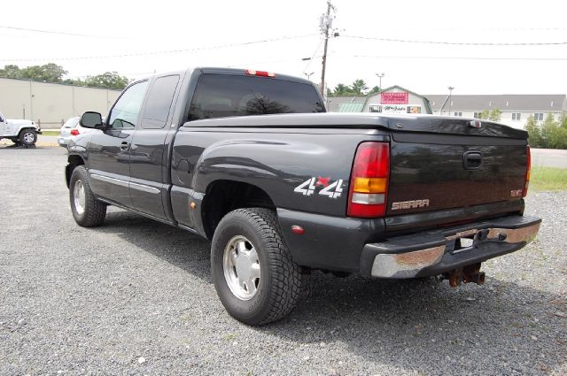 2003 GMC Sierra 1500 Laramie 25