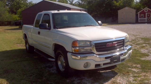 2003 GMC Sierra 1500 2500 155wb RWD