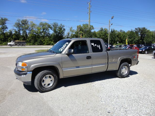 2003 GMC Sierra 1500 Dually 3500 Club Coupe