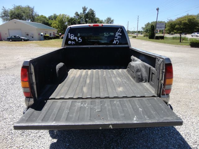 2003 GMC Sierra 1500 Dually 3500 Club Coupe