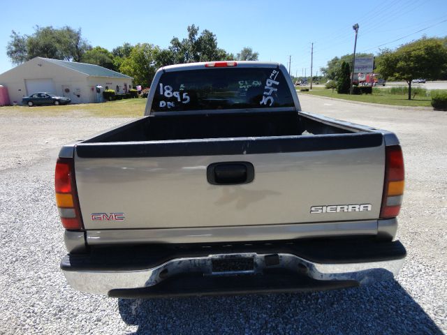2003 GMC Sierra 1500 Dually 3500 Club Coupe