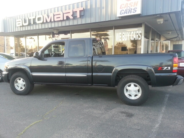 2004 GMC Sierra 1500 Standard 4X4 Hardtop