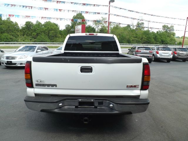 2004 GMC Sierra 1500 45