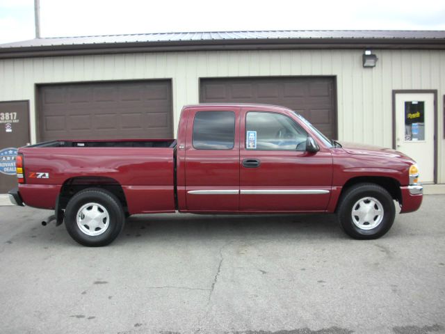 2004 GMC Sierra 1500 Standard 4X4 Hardtop
