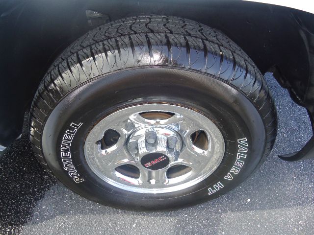 2004 GMC Sierra 1500 Roadtrek