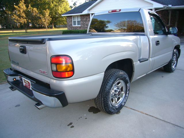 2004 GMC Sierra 1500 4dr Sdn Auto GLS w/XM