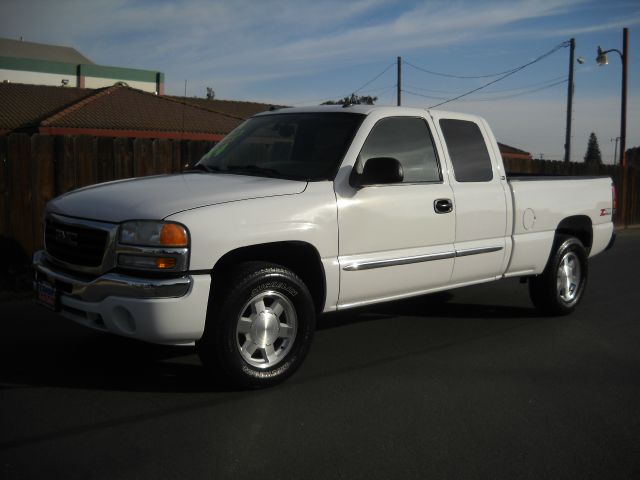 2004 GMC Sierra 1500 4DR SUV AT