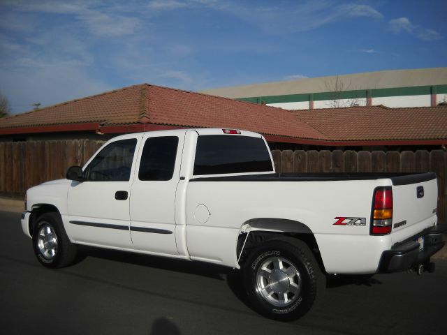 2004 GMC Sierra 1500 4DR SUV AT