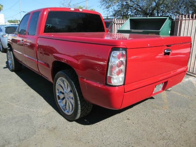 2004 GMC Sierra 1500 Standard 4X4 Hardtop