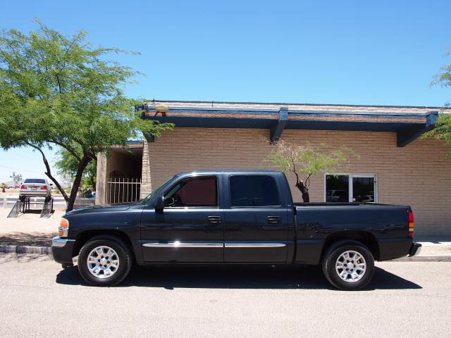2005 GMC Sierra 1500 SLT