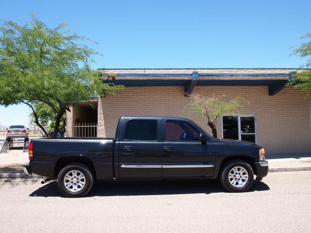 2005 GMC Sierra 1500 SLT