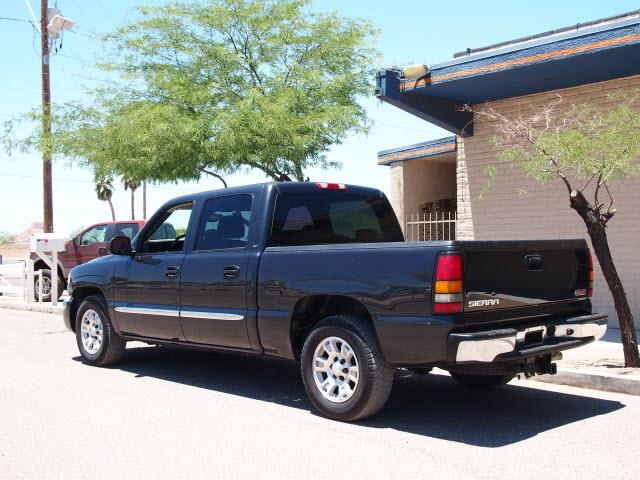 2005 GMC Sierra 1500 SLT