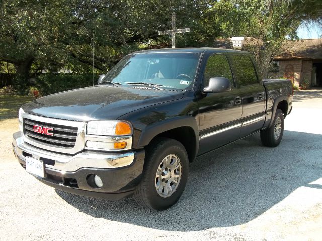 2005 GMC Sierra 1500 Lsall Wheeldrive