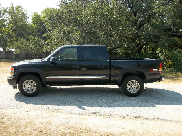 2005 GMC Sierra 1500 Lsall Wheeldrive