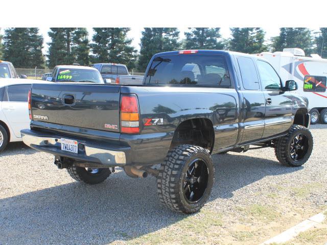 2005 GMC Sierra 1500 SLT