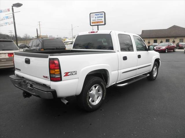 2005 GMC Sierra 1500 I6 R-design