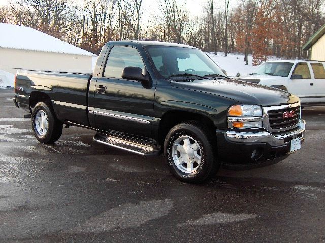 2005 GMC Sierra 1500 EX-L Minivan