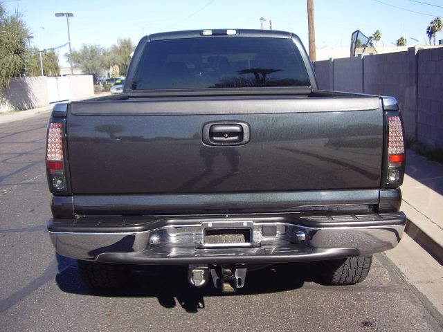 2005 GMC Sierra 1500 Lsall Wheeldrive