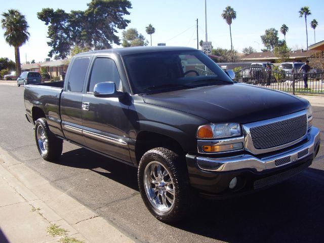 2005 GMC Sierra 1500 Lsall Wheeldrive
