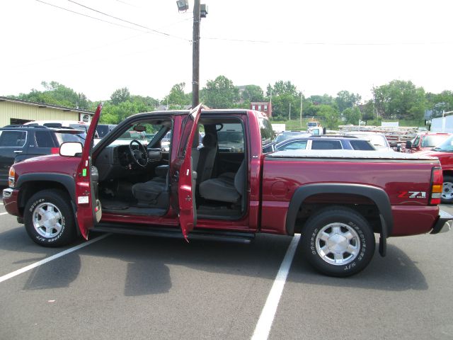2005 GMC Sierra 1500 Lsall Wheeldrive