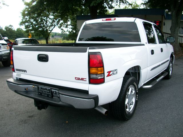 2005 GMC Sierra 1500 WOW OH Wowbig FOOT IN THE House