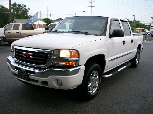 2005 GMC Sierra 1500 WOW OH Wowbig FOOT IN THE House