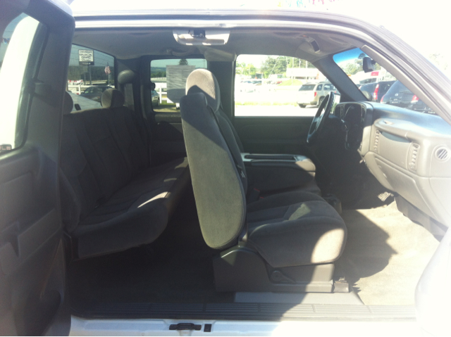 2005 GMC Sierra 1500 Standard 4X4 Hardtop