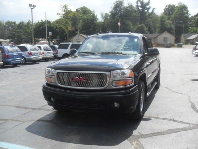 2005 GMC Sierra 1500 4WD 4dr AT