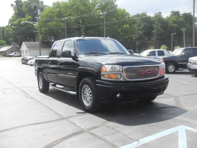 2005 GMC Sierra 1500 4WD 4dr AT