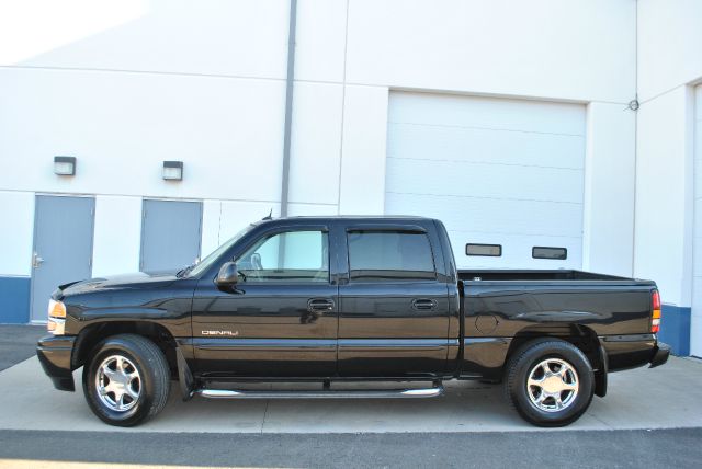 2005 GMC Sierra 1500 4WD 4dr AT