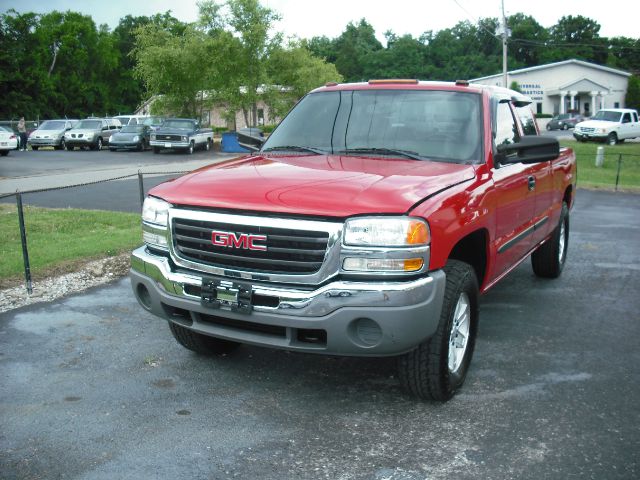 2005 GMC Sierra 1500 LE Sedan