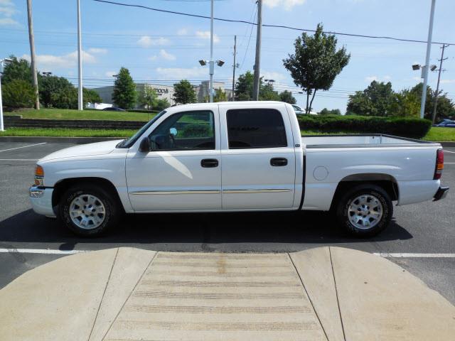 2005 GMC Sierra 1500 SLT