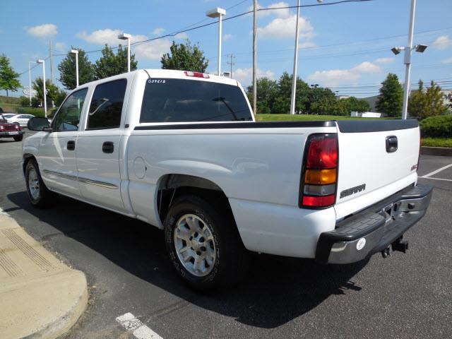 2005 GMC Sierra 1500 SLT